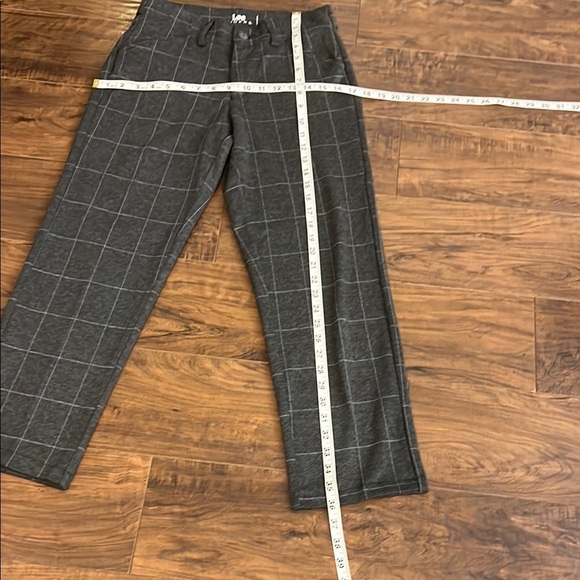 Women’s Riders by Lee Gray Plaid Pants - Picture 7 of 7
